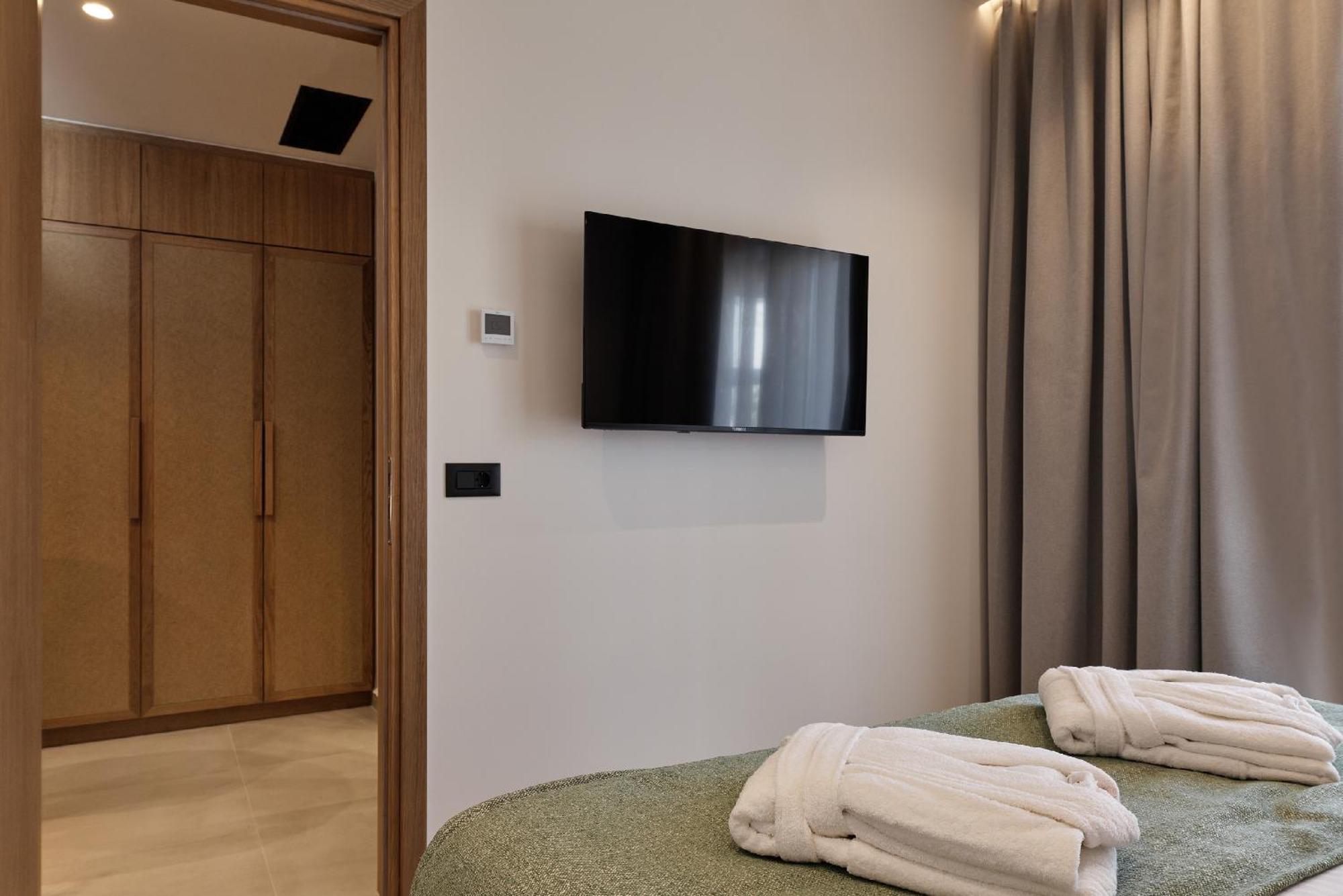 קאטו דרטסו Inea Sole Boutique Hotel מראה חיצוני תמונה
